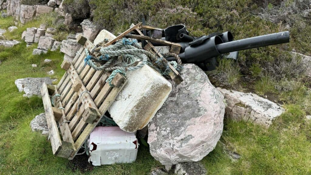 Loch Eribol beach clean October 2025